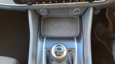 Nissan Qashqai 1.3 DiG-T MH Acenta Premium 5dr Petrol Hatchback